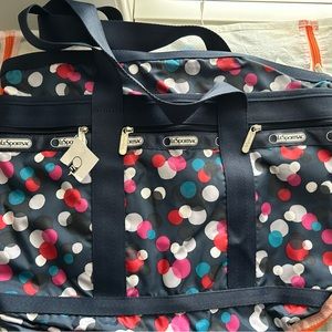 NWT! LeSportsac shoulder bag